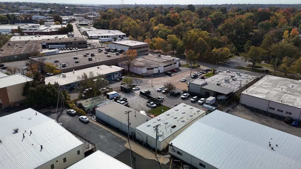 607 Hanley Industrial Ct, Brentwood, MO Office Building