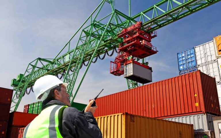 Who Benefits From Freight Forwarding Services?
